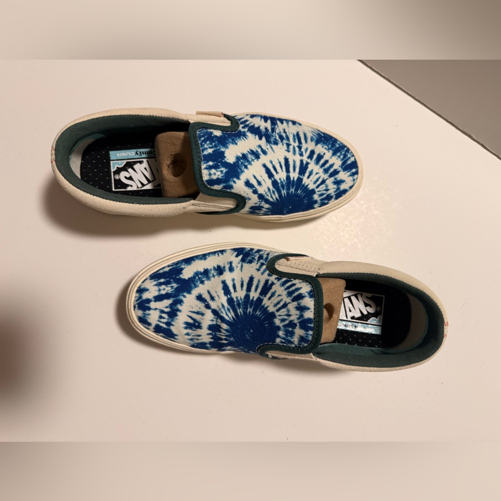 LIKE NEW-Vans Blue and White Tie-Dye Sneakers - Picture 3 of 10